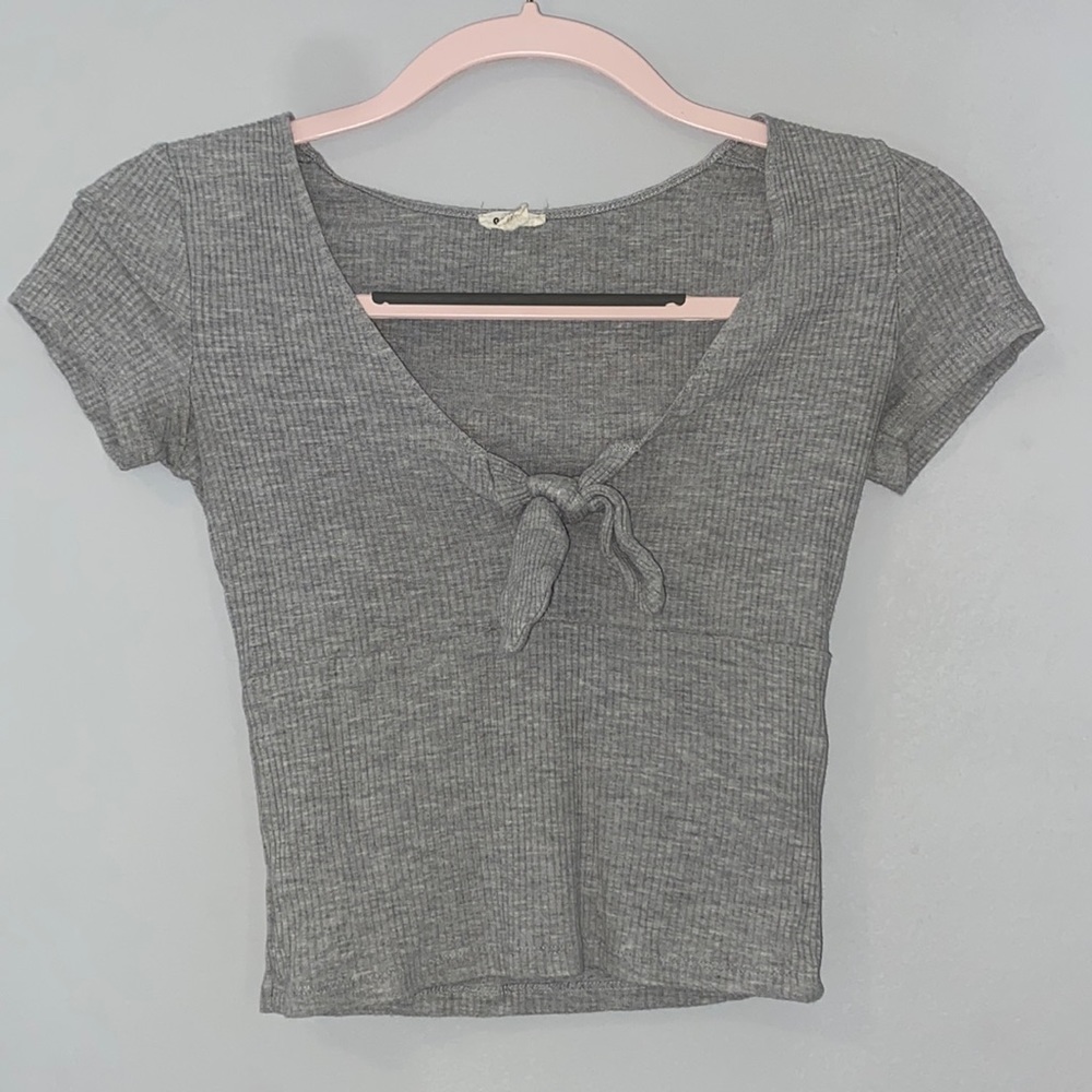 GARAGE Crop Top